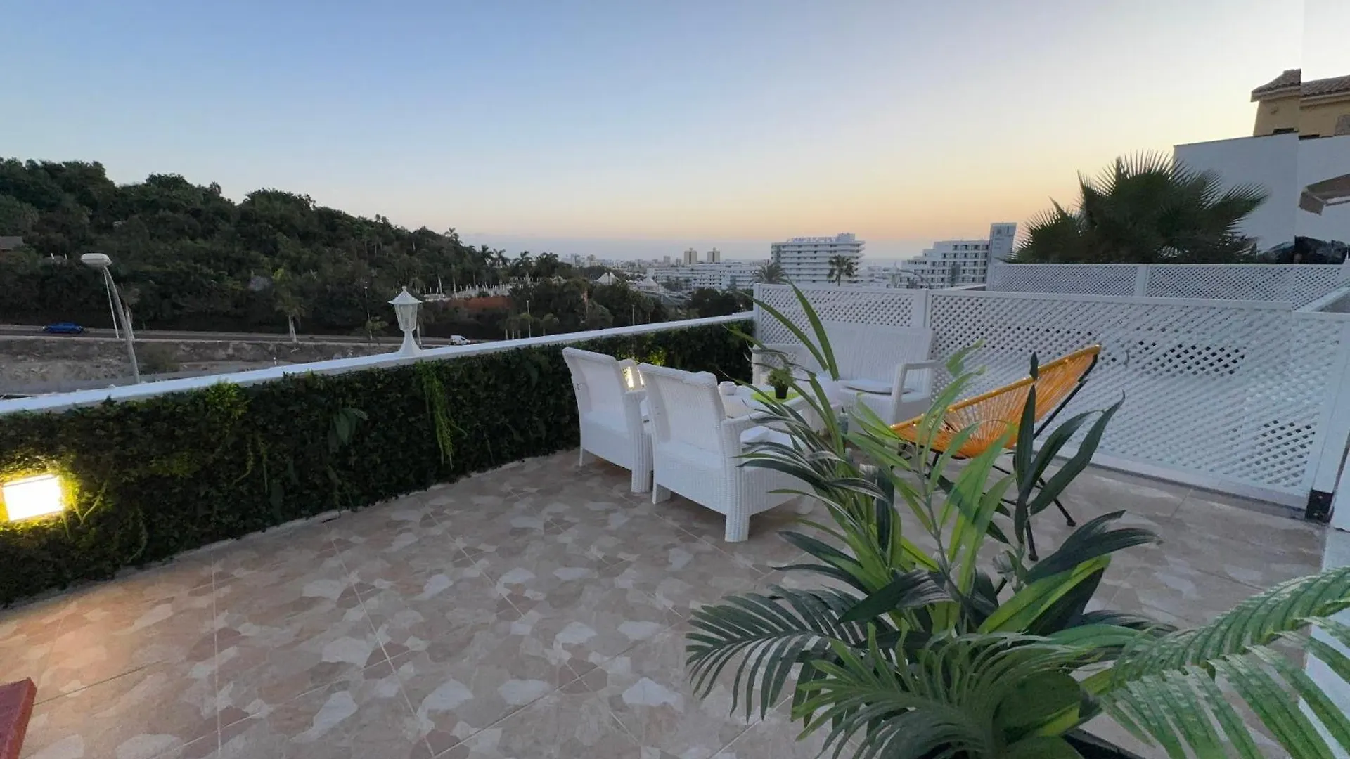 Serene Flat In Central Location Overlooking Siam Park Costa Adeje  Ισπανία