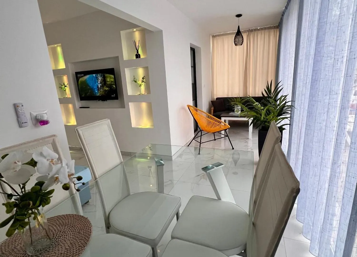 Serene Flat In Central Location Overlooking Siam Park أذيخي شقة
