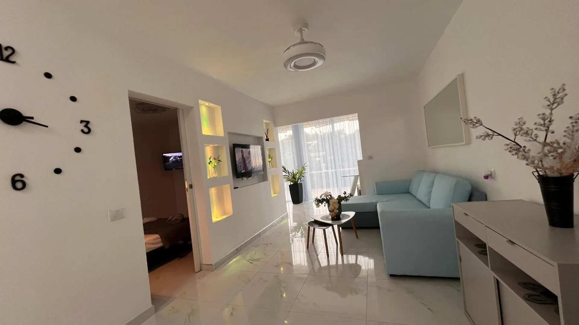 Serene Flat In Central Location Overlooking Siam Park أذيخي شقة