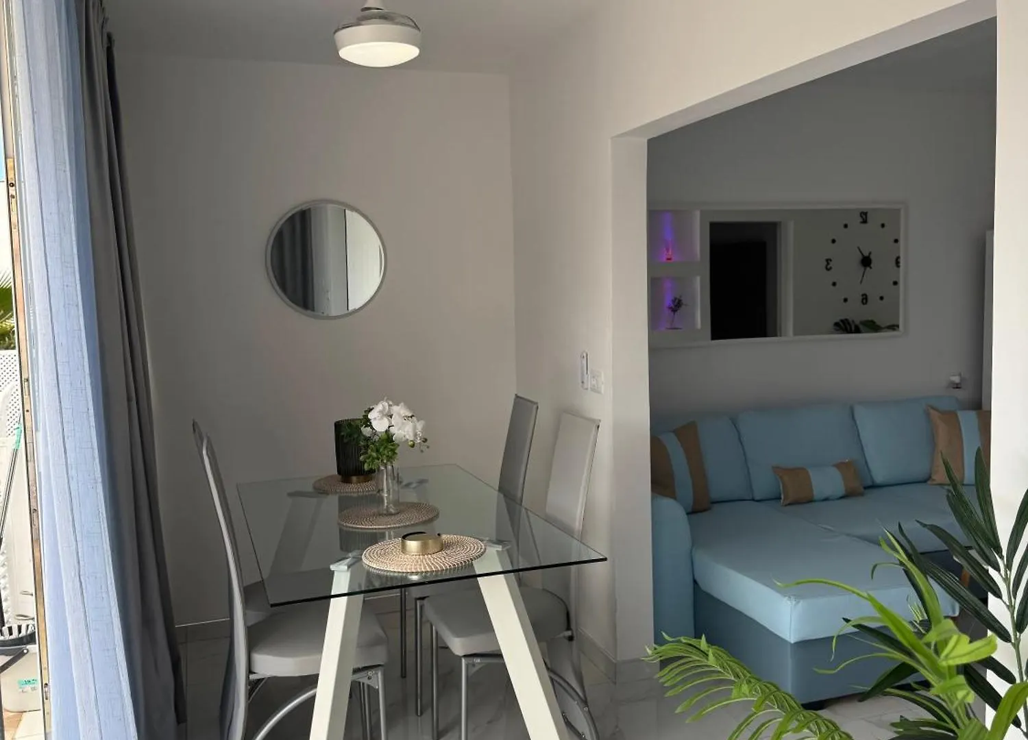 Serene Flat In Central Location Overlooking Siam Park أذيخي